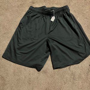 Nike basketball shorts size large
